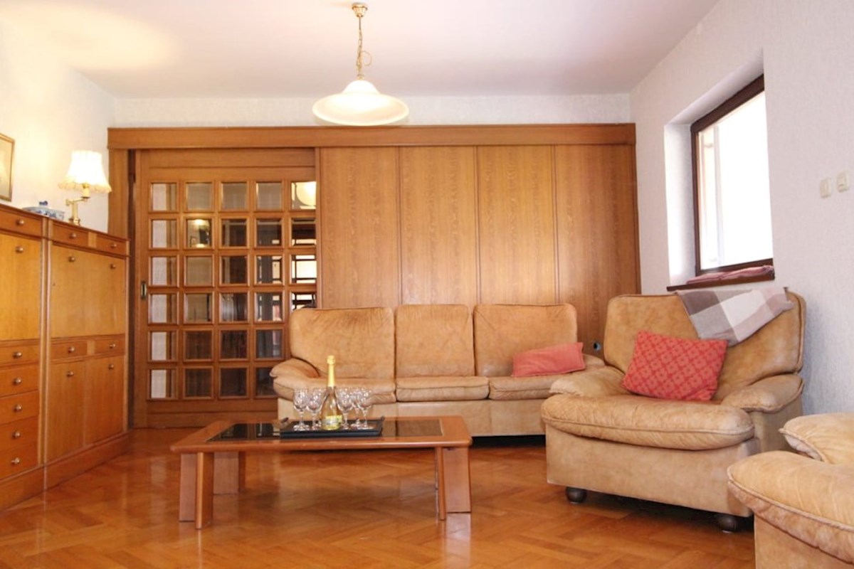 Casa In vendita - PRIMORSKO-GORANSKA KRK