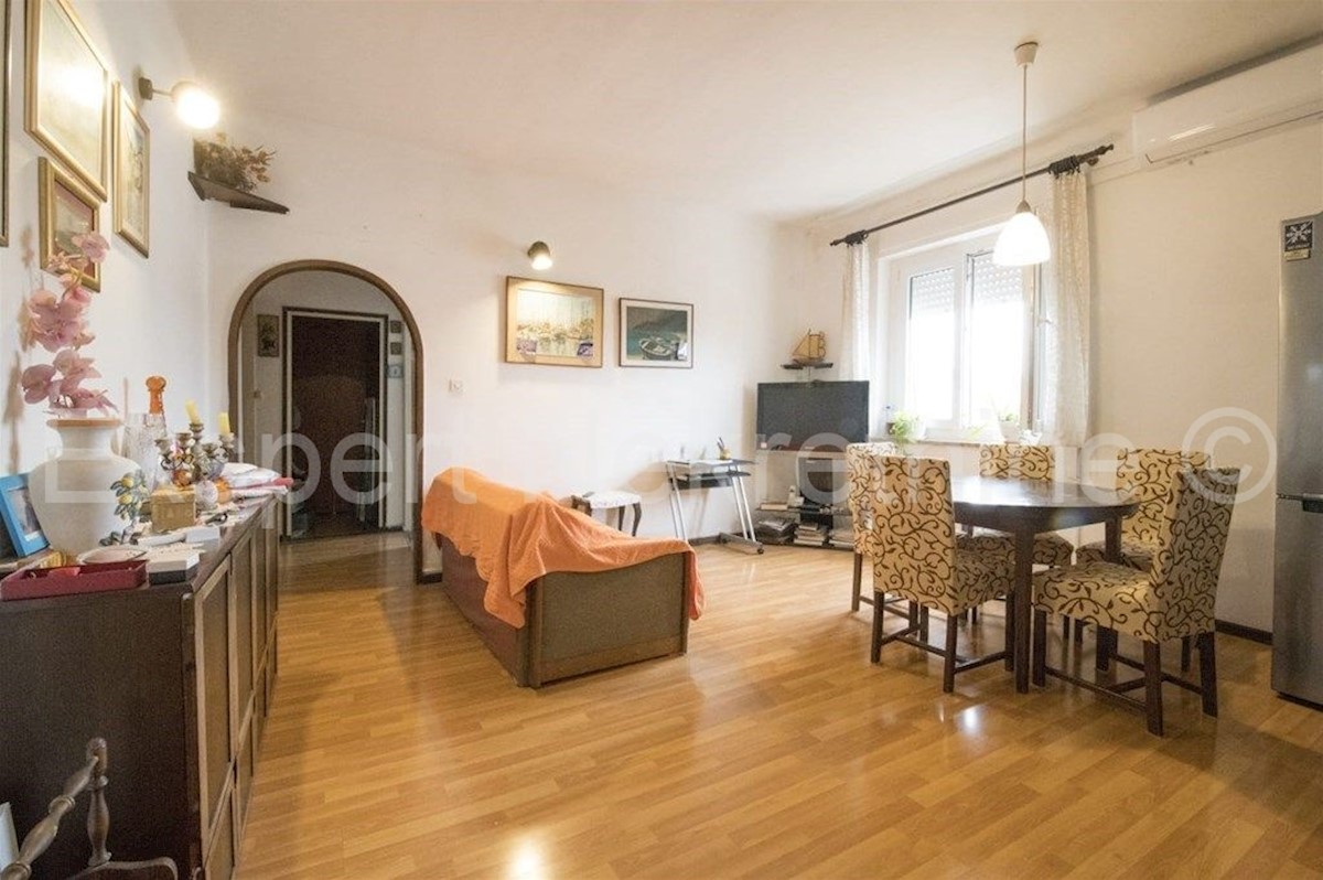 Apartmán Na predaj - SPLITSKO-DALMATINSKA SPLIT