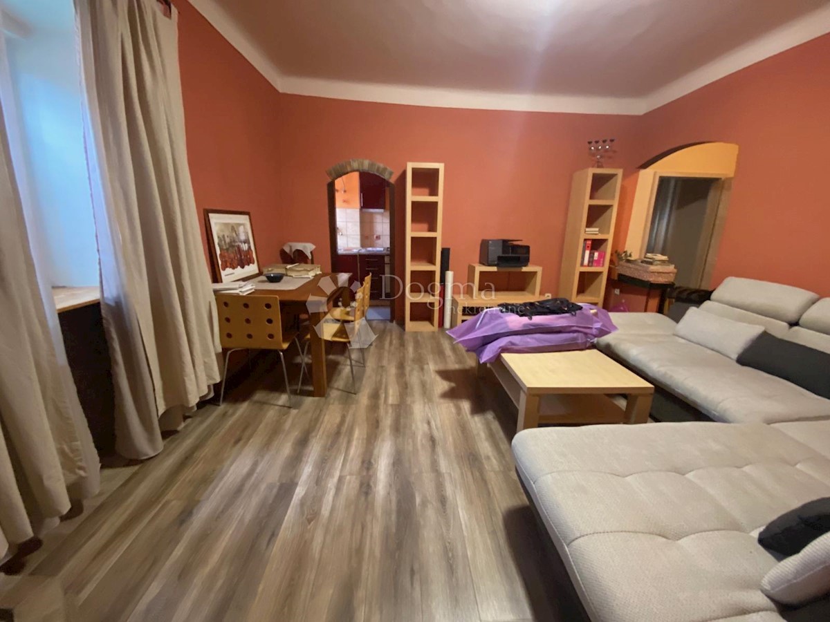 Apartment Zu verkaufen - PRIMORSKO-GORANSKA LOVRAN