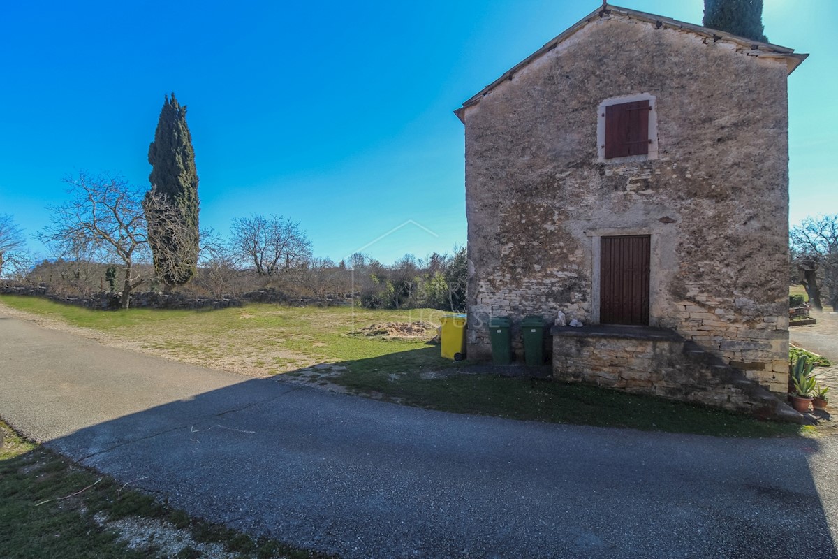 Kuća Na prodaju - ISTARSKA MOTOVUN