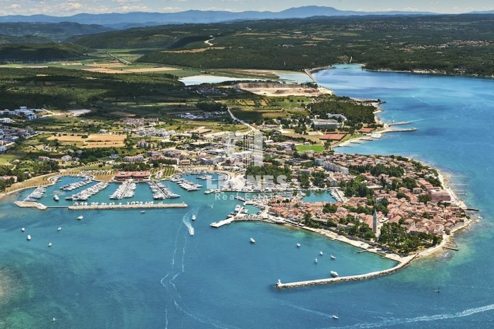 Grundstück zu verkaufen 1118 m² – Novigrad