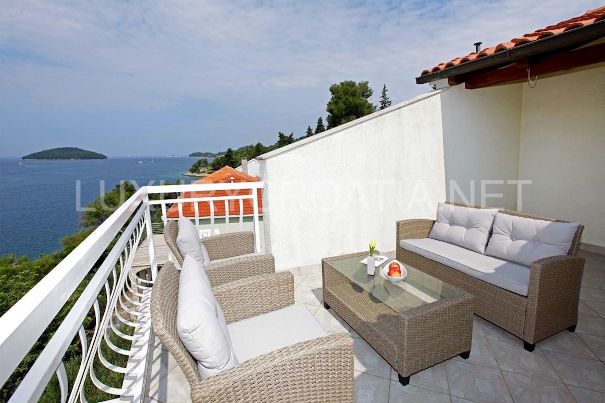 House For sale - DUBROVAČKO-NERETVANSKA KORČULA