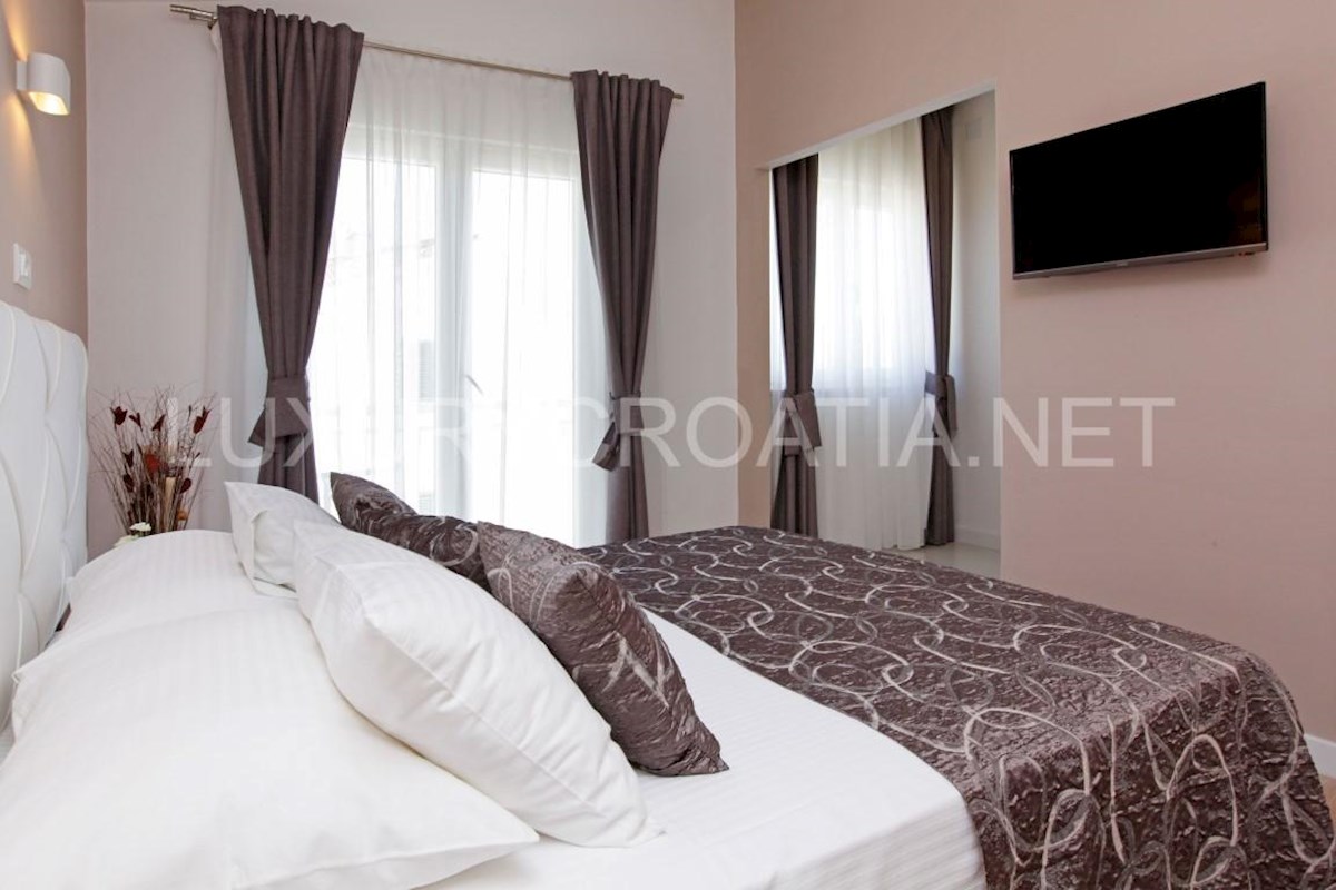 House For sale - DUBROVAČKO-NERETVANSKA KORČULA