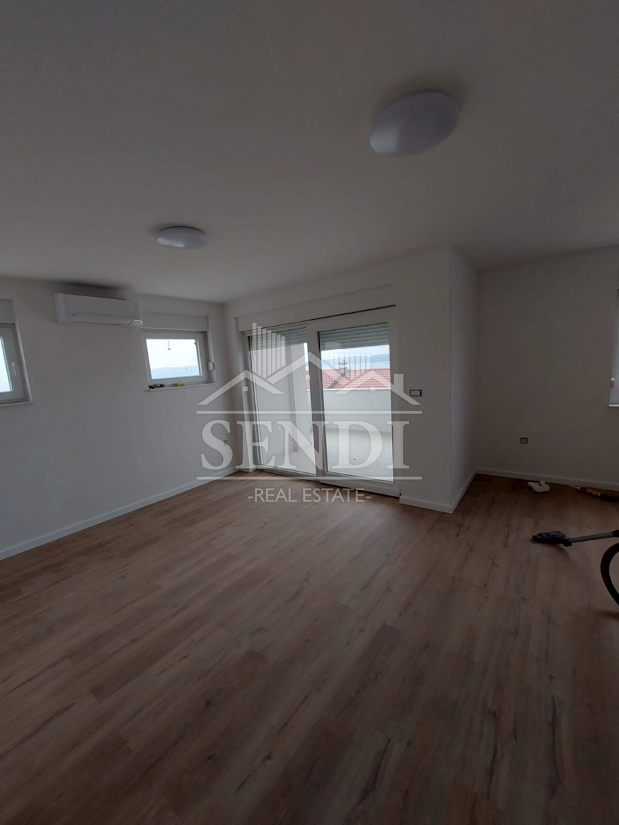 Apartmán Na predaj - PRIMORSKO-GORANSKA CRIKVENICA