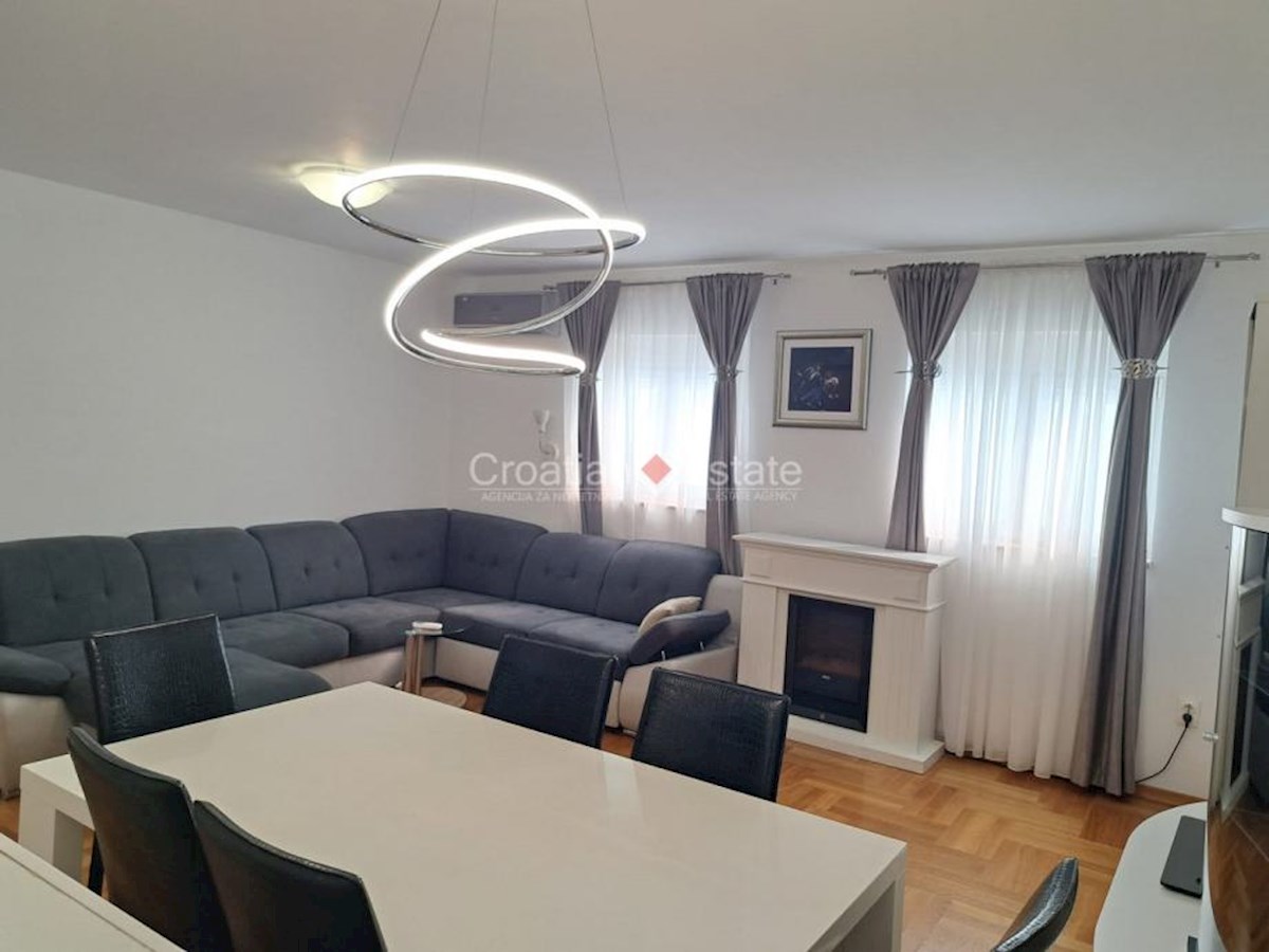 Flat For sale - SPLITSKO-DALMATINSKA SPLIT