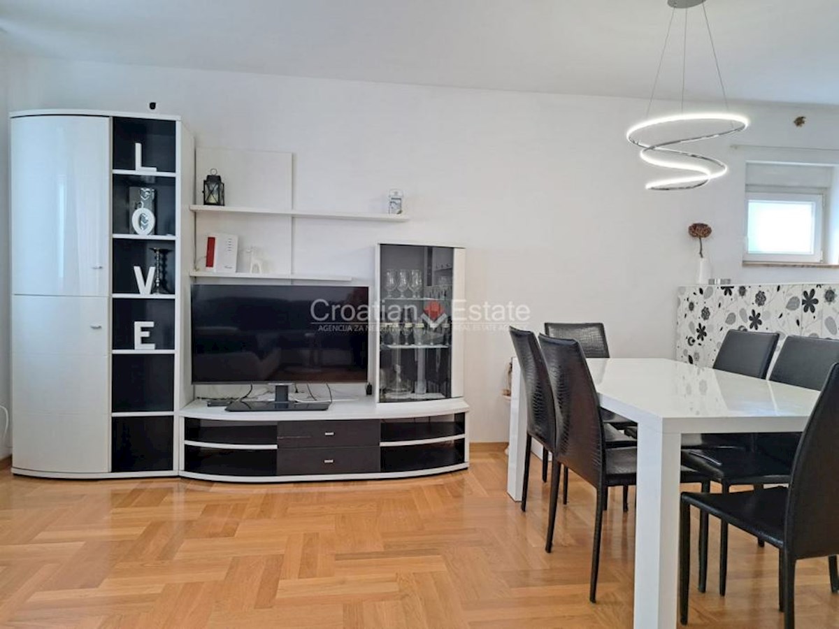 Apartmán Na prodej - SPLITSKO-DALMATINSKA SPLIT