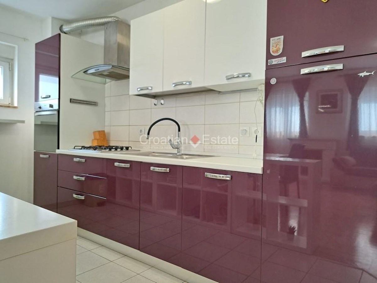 Flat For sale - SPLITSKO-DALMATINSKA SPLIT