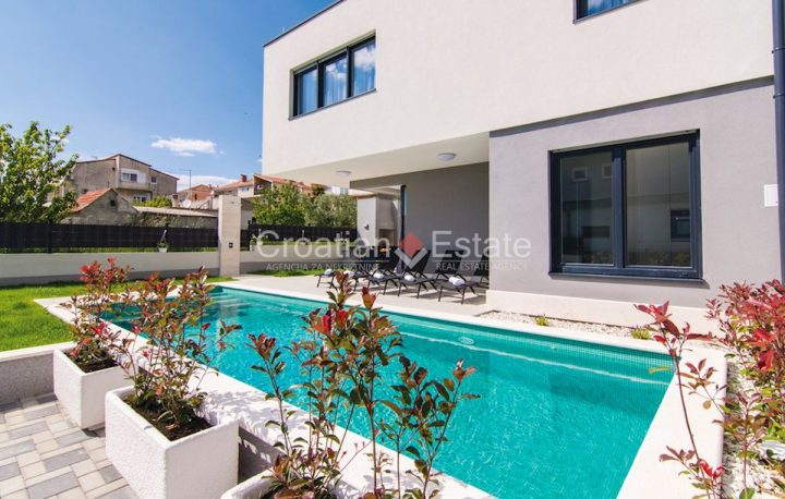 Dom na predaj 404 m² – Split