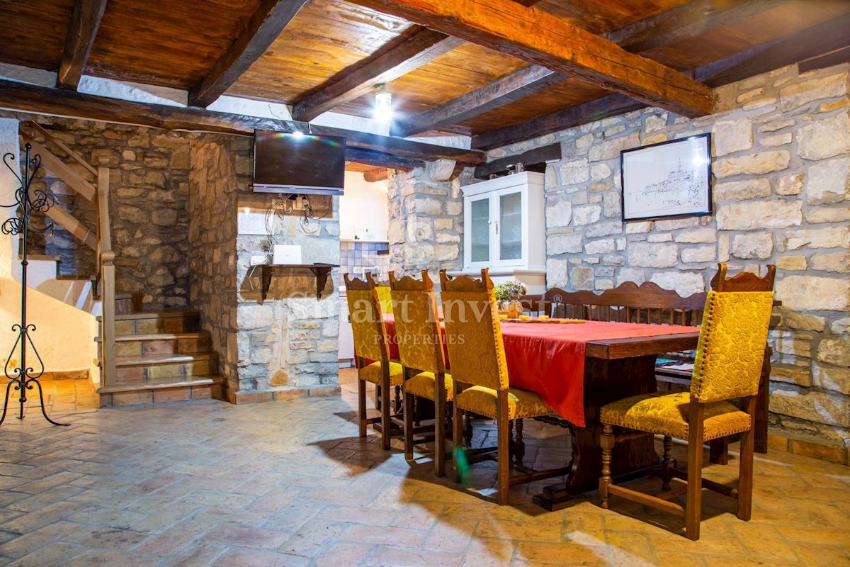 Casa In vendita - ISTARSKA GRAČIŠĆE