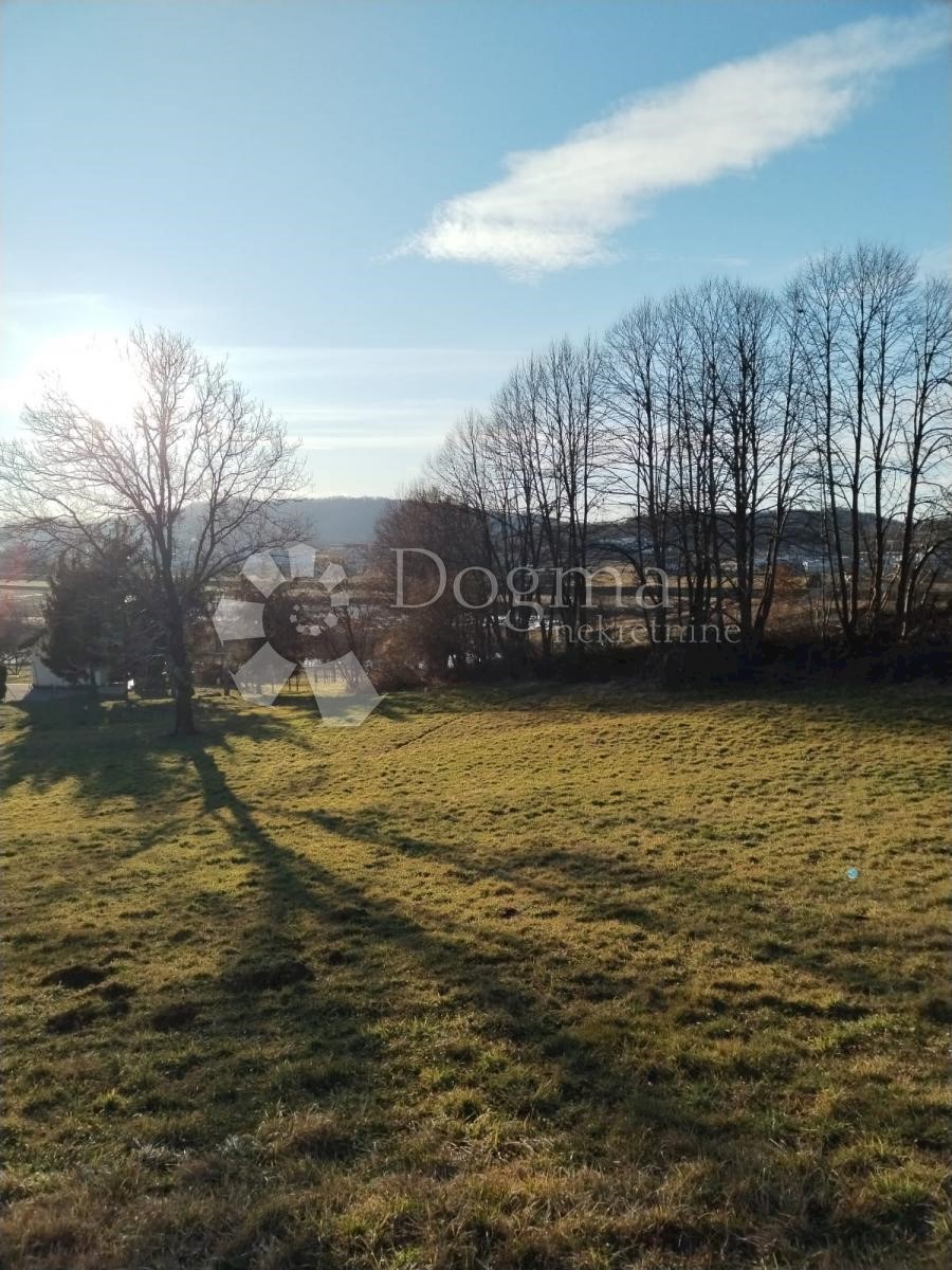 Land For sale - KARLOVAČKA KARLOVAC