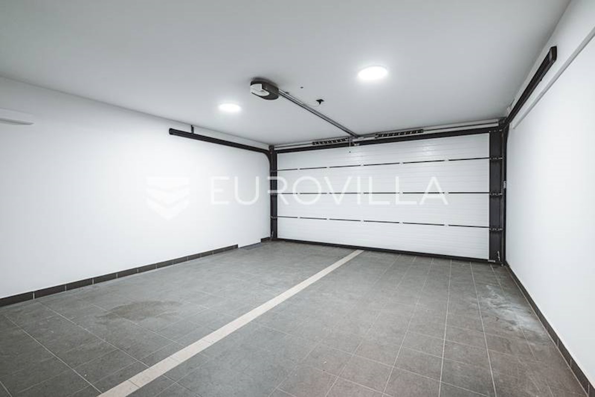 Appartement À louer - GRAD ZAGREB ZAGREB