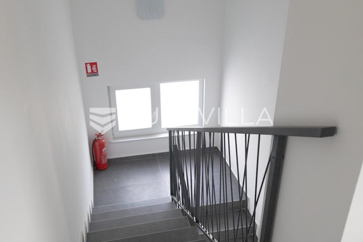 Appartement À vendre - OSJEČKO-BARANJSKA OSIJEK