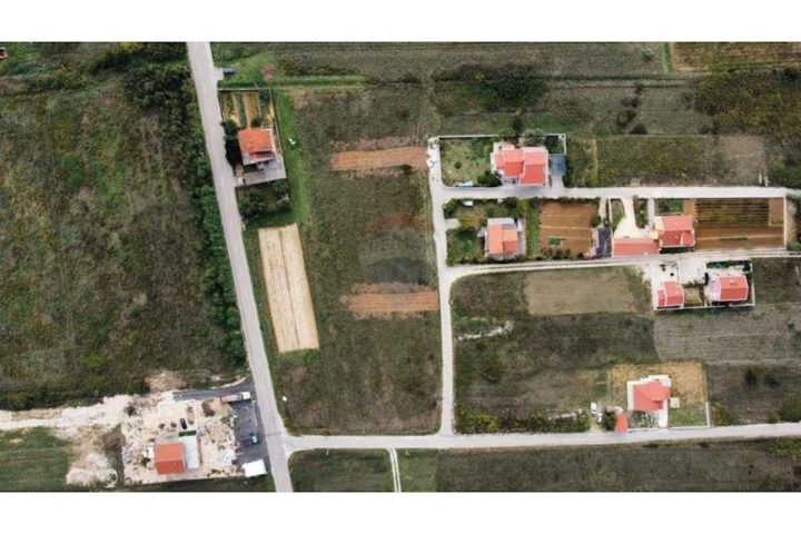 Terrain à vendre 844 m² – Zaton