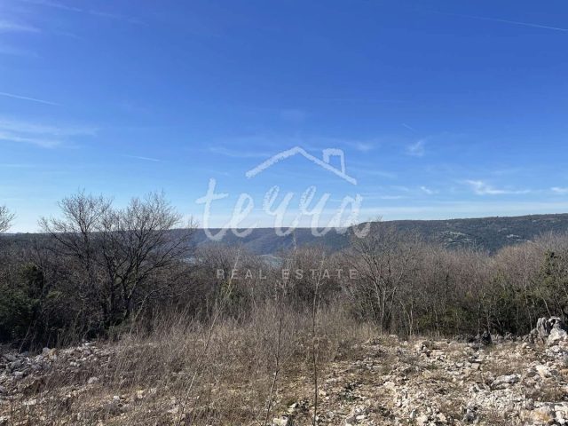 Land for sale 975 m² – Labin