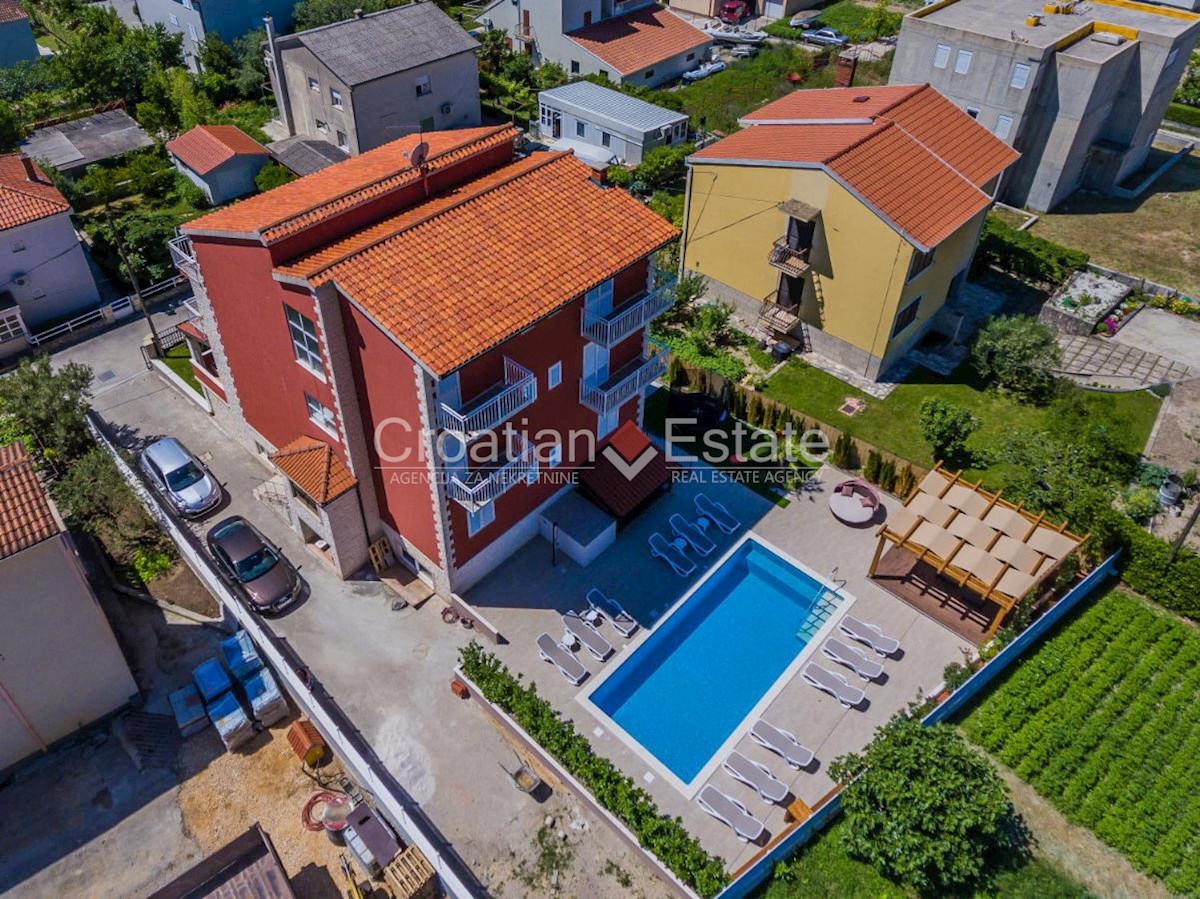 Casa In vendita - SPLITSKO-DALMATINSKA SPLIT