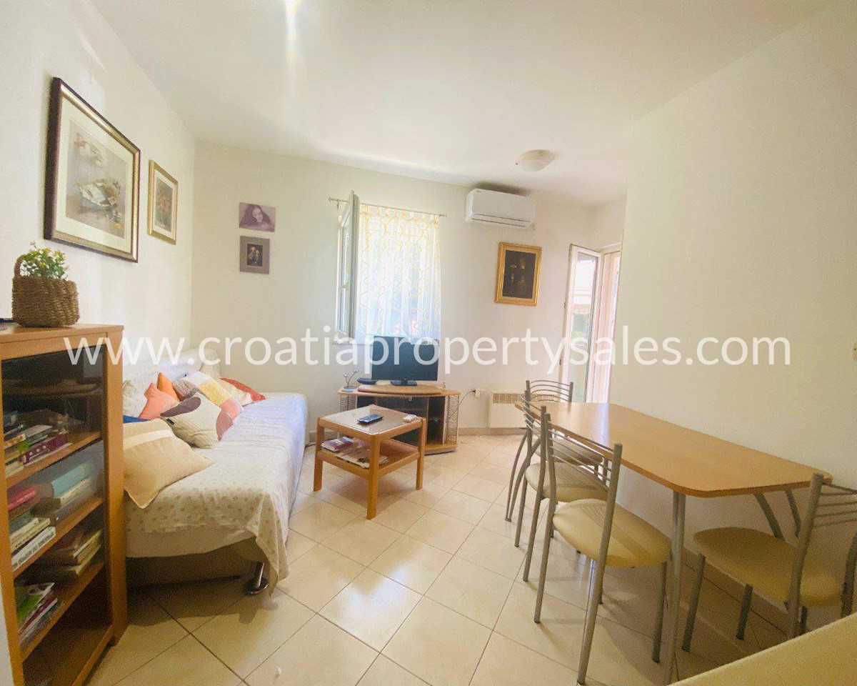 Apartment Zu verkaufen - SPLITSKO-DALMATINSKA BRAČ