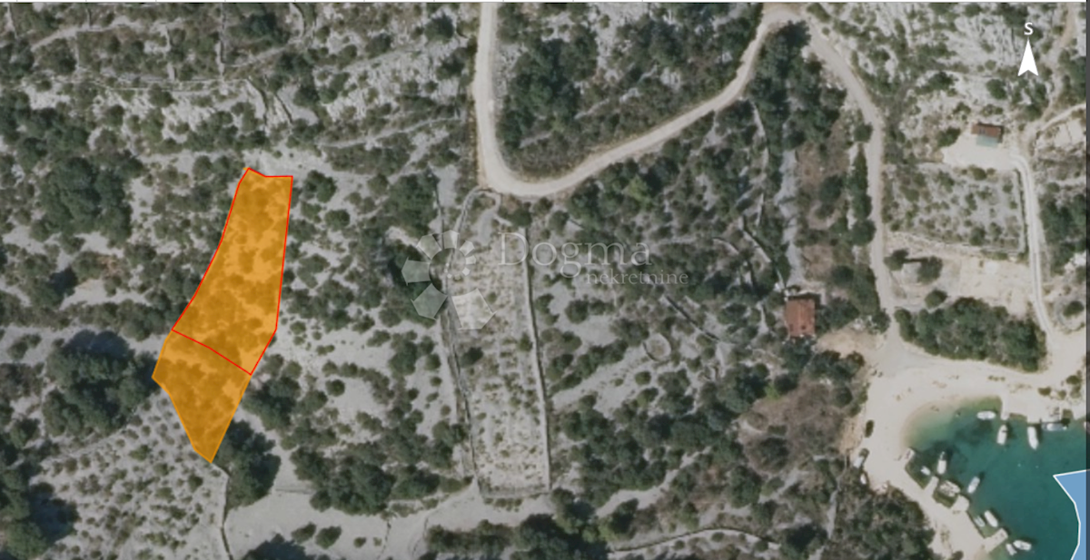 Land For sale - SPLITSKO-DALMATINSKA MARINA