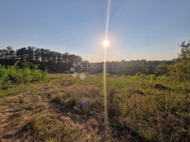 Terrain à louer 9628 m² – Crklada