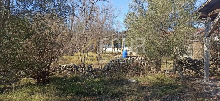 Zemljište na prodaju 933 m² – Kornić