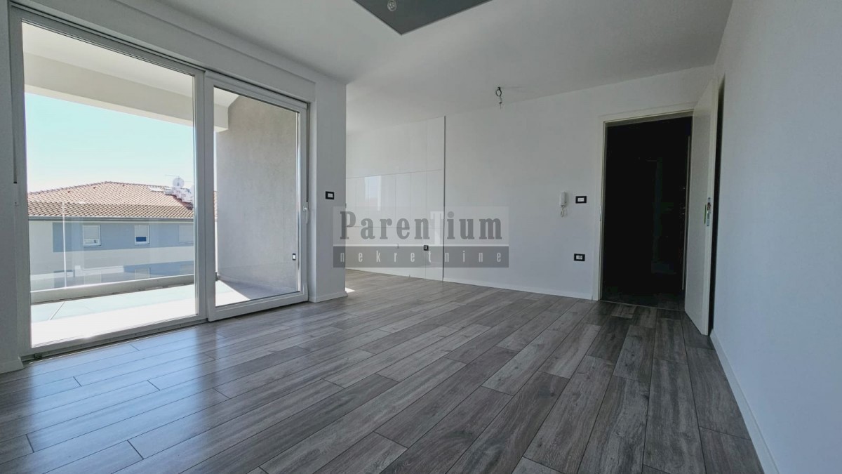 Apartmán Na predaj - ISTARSKA POREČ