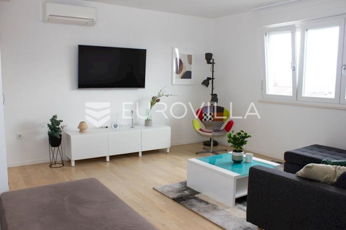 Apartmán K pronájmu - SPLITSKO-DALMATINSKA SPLIT