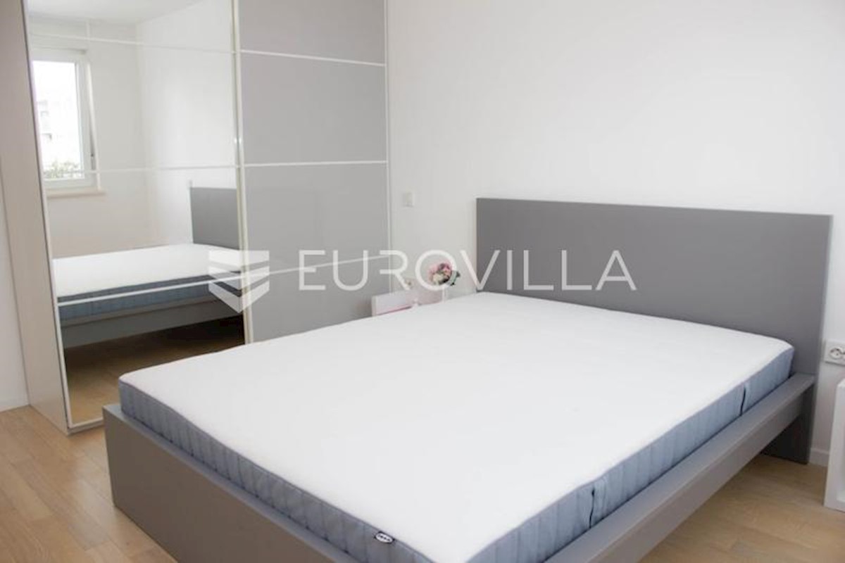 Apartmán K pronájmu - SPLITSKO-DALMATINSKA SPLIT