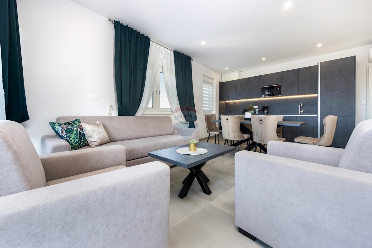 Apartma Na predaj - ISTARSKA ROVINJ