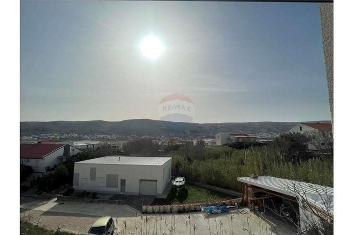 Dům na prodej 745 m² – Pag