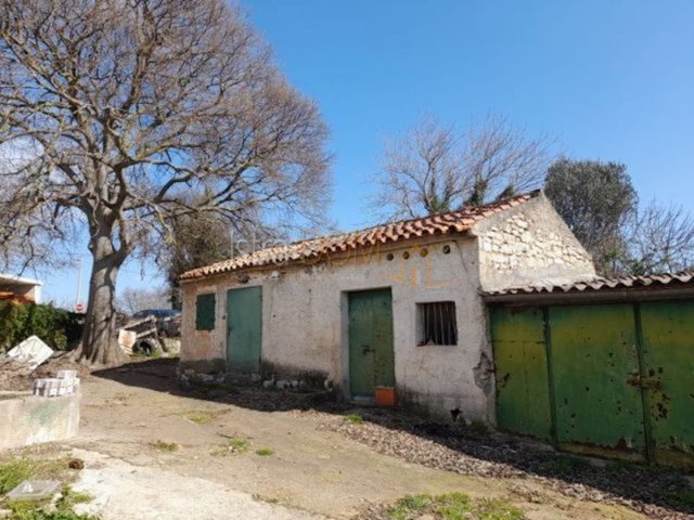 Kuća na prodaju 25 m² – Valtura