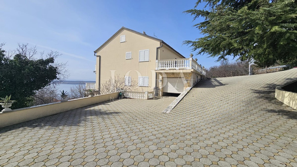 Kuća Na prodaju - PRIMORSKO-GORANSKA CRIKVENICA