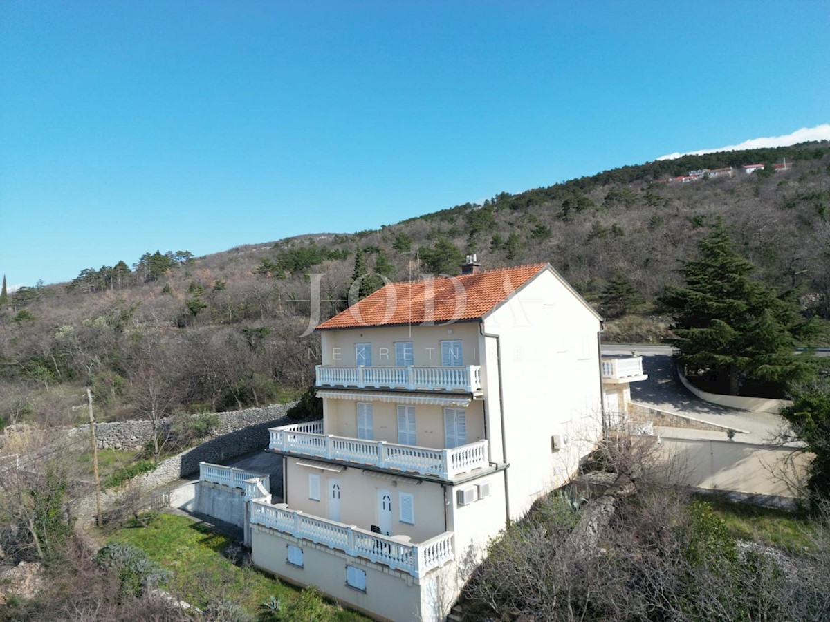 Kuća Na prodaju - PRIMORSKO-GORANSKA CRIKVENICA