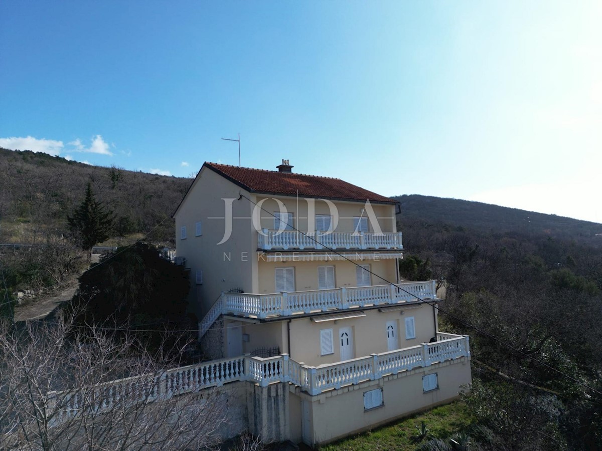 Kuća Na prodaju - PRIMORSKO-GORANSKA CRIKVENICA