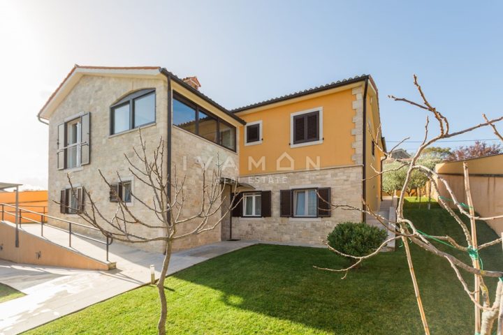 Casa in vendita 219 m² – Poreč