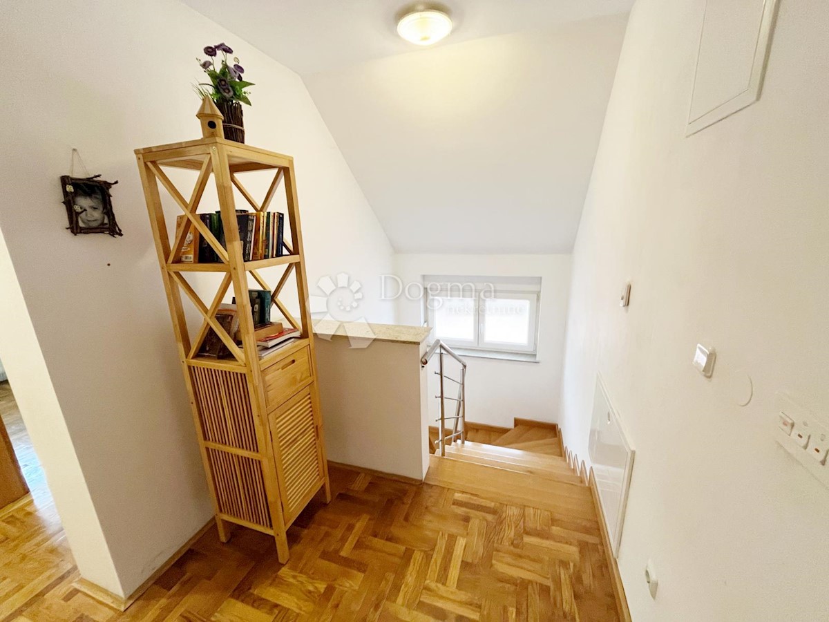 Haus Zu verkaufen - ZAGREBAČKA SVETA NEDELJA