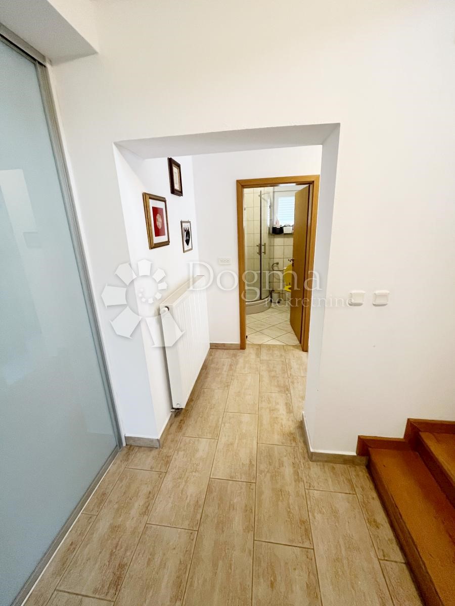 Haus Zu verkaufen - ZAGREBAČKA SVETA NEDELJA