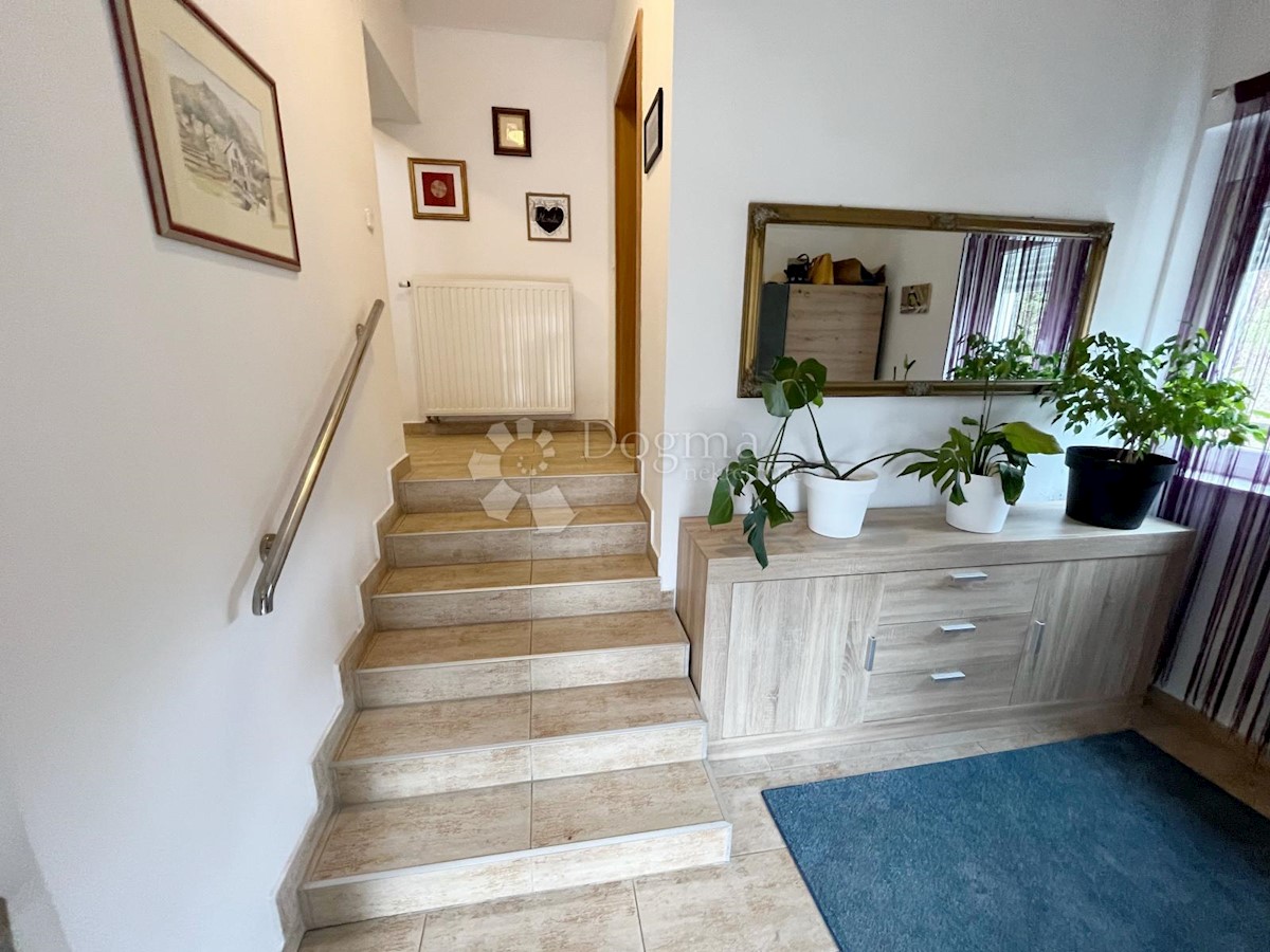 Haus Zu verkaufen - ZAGREBAČKA SVETA NEDELJA
