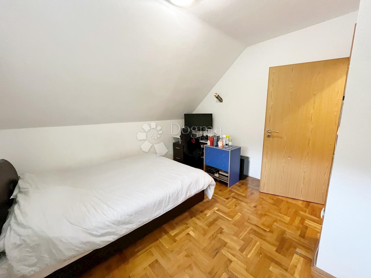 Haus Zu verkaufen - ZAGREBAČKA SVETA NEDELJA