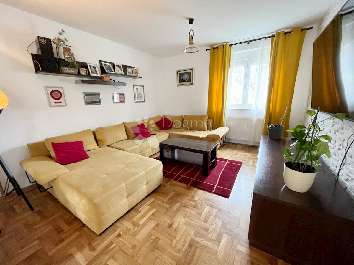 Haus Zu verkaufen - ZAGREBAČKA SVETA NEDELJA