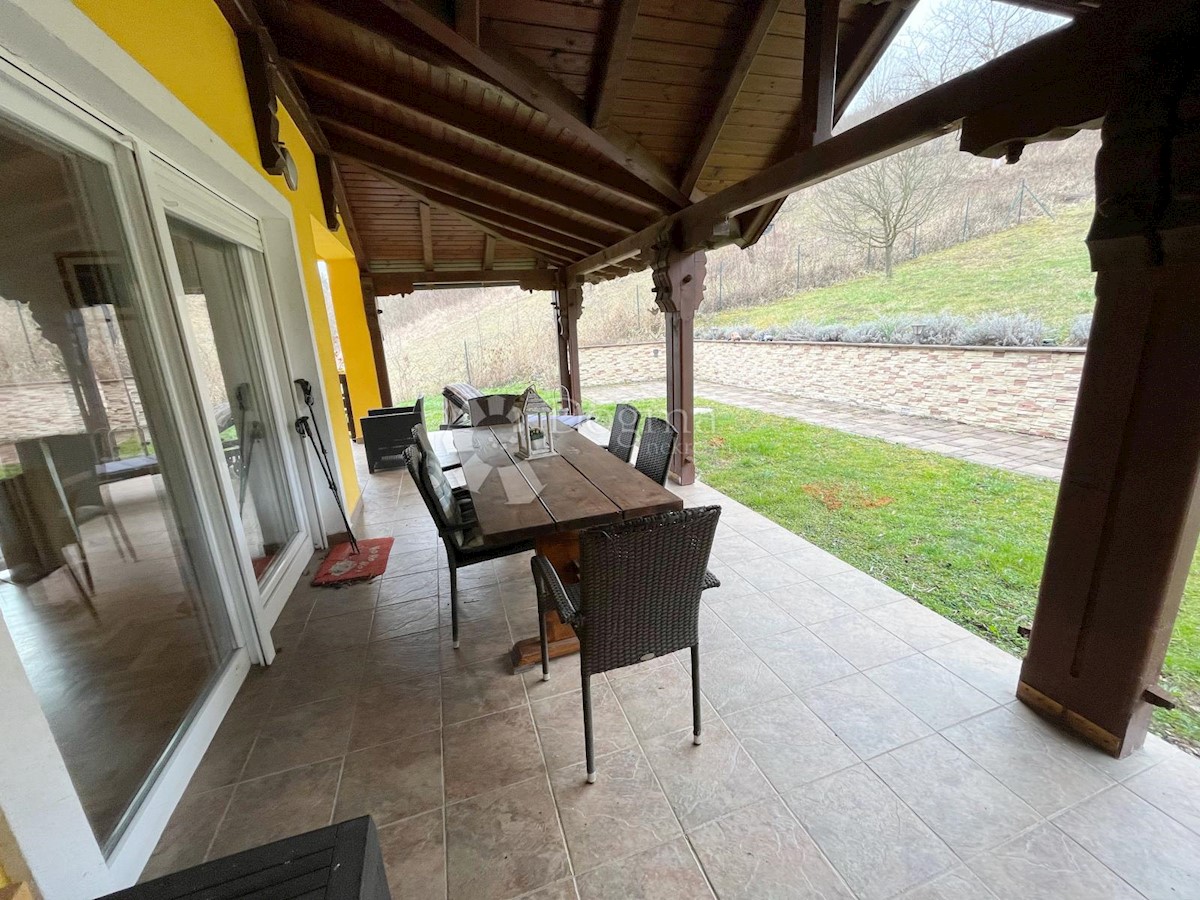 Haus Zu verkaufen - ZAGREBAČKA SVETA NEDELJA
