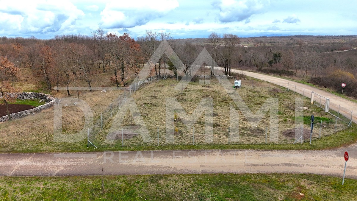 Terreno In vendita - ISTARSKA ŽMINJ