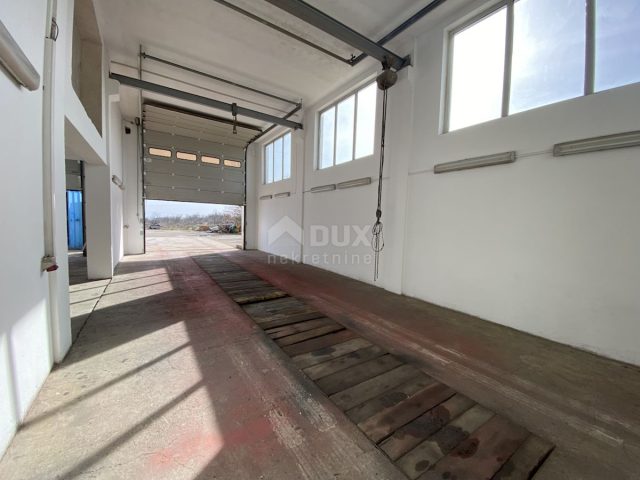 Lokal użytkowy Na sprzedaż - Primorsko-goranska Bakar - foto 3/24