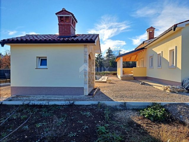 Hiša Naprodaj - Istarska Labin - foto 2/8