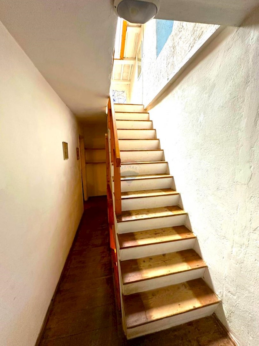 Hiša Na predaj - ISTARSKA ROVINJ
