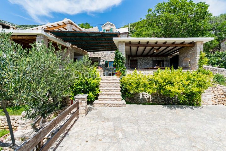 Casa In vendita - Splitsko-dalmatinska Brač - foto 2/21