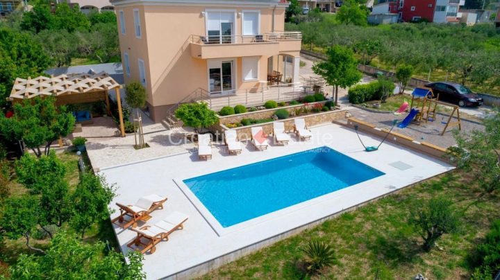 Casa in vendita 338 m² – Split