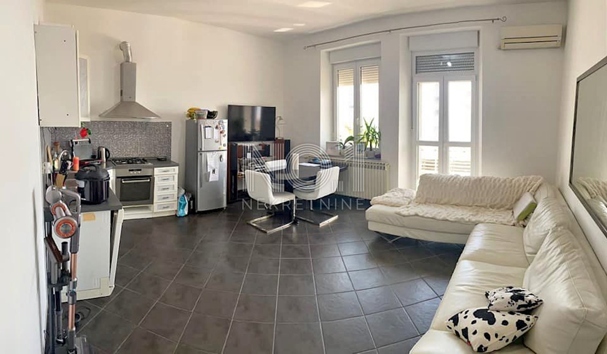 Flat For sale - PRIMORSKO-GORANSKA RIJEKA