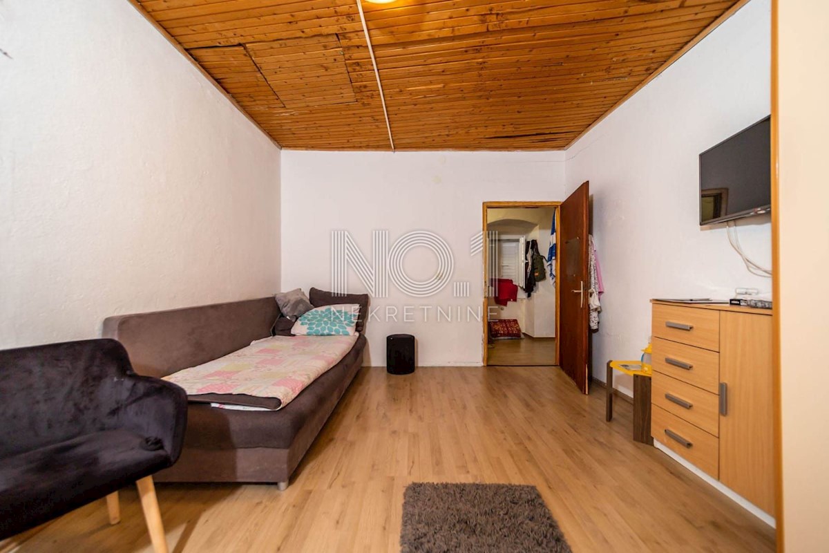 Apartment Zu verkaufen - PRIMORSKO-GORANSKA RAB