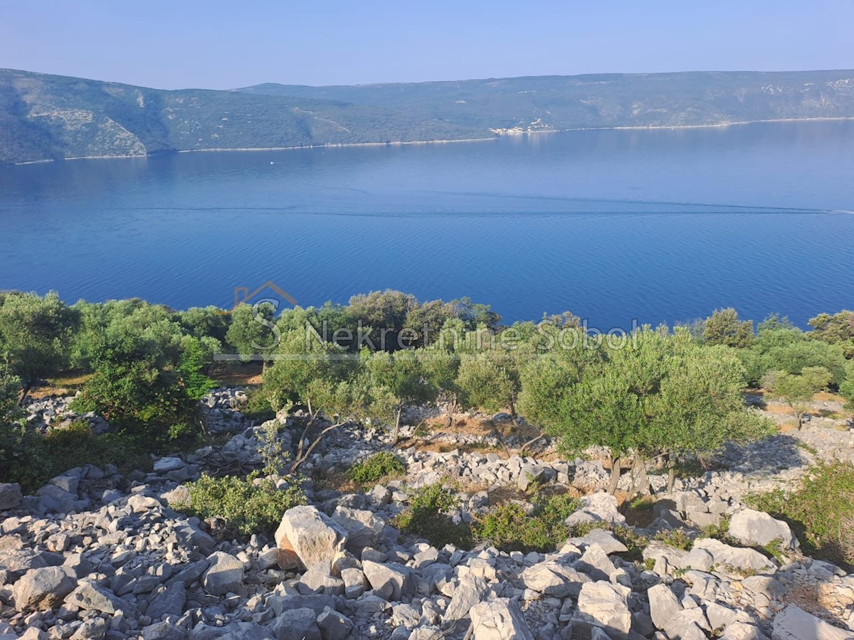 Terreno In vendita - PRIMORSKO-GORANSKA CRES