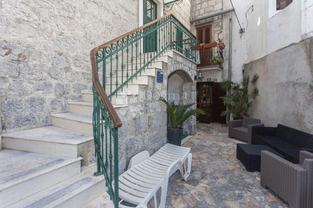 Appartement À louer - SPLITSKO-DALMATINSKA SPLIT