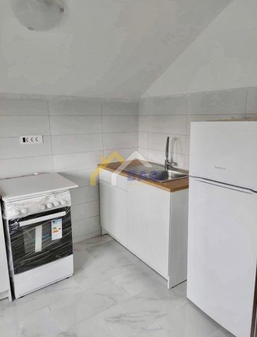 Casa da affittare 80 m² – Resnik